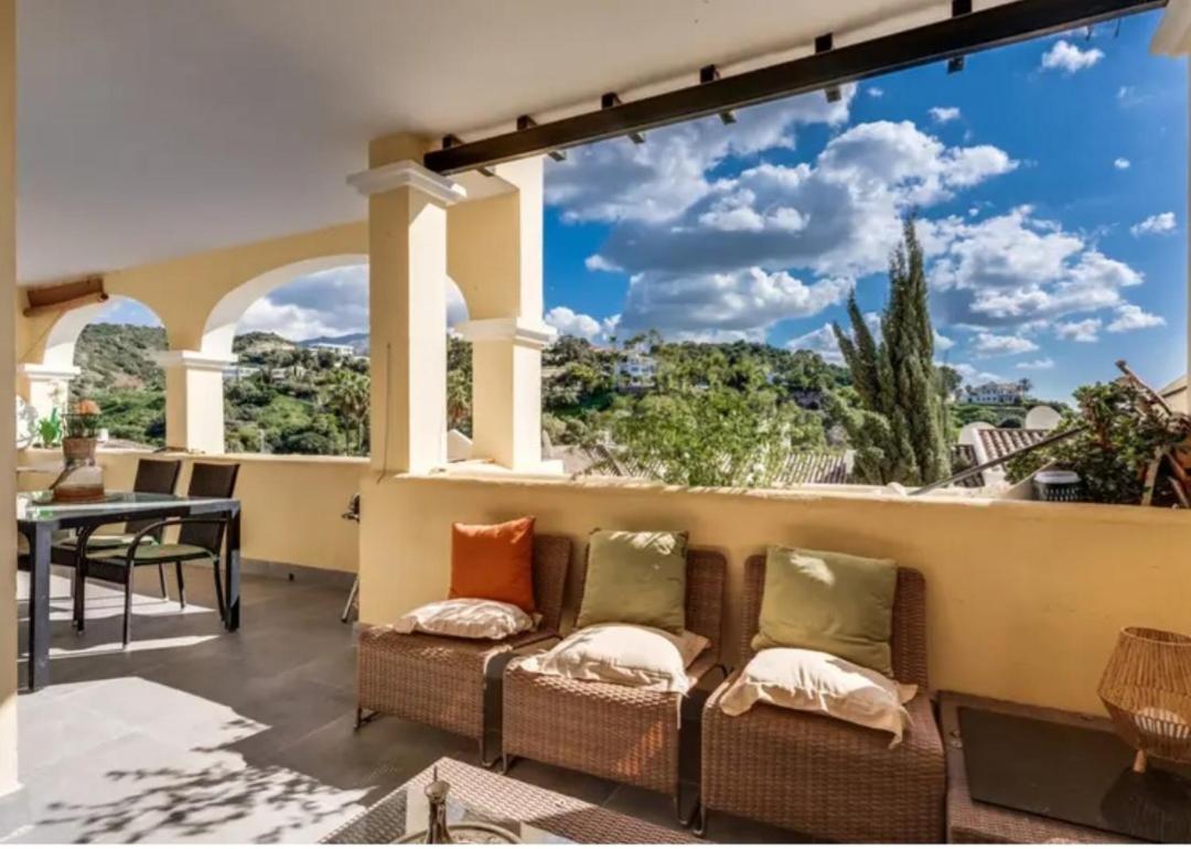 Bedroom, With A Share Bathroom In A Bed And Breakfast Place Málaga Extérieur photo